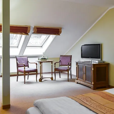 Continental Hotel 4*