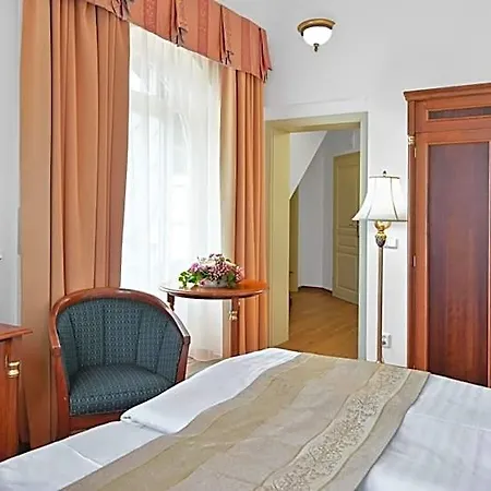 Continental Hotel