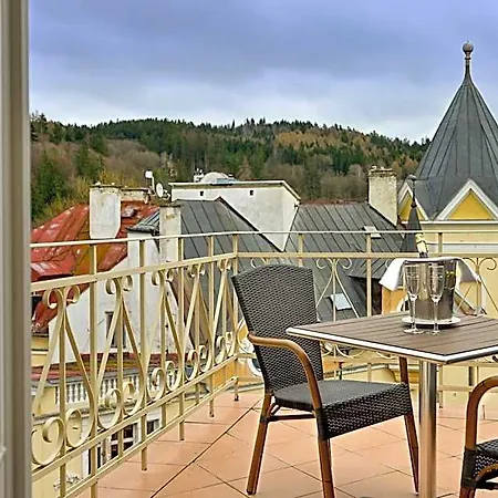 Continental Hotel 4*