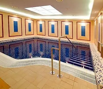 Continental 4*