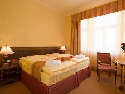 Continental 4*