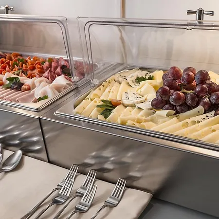 Hotell Continental 4*
