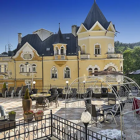 Continental Hotel