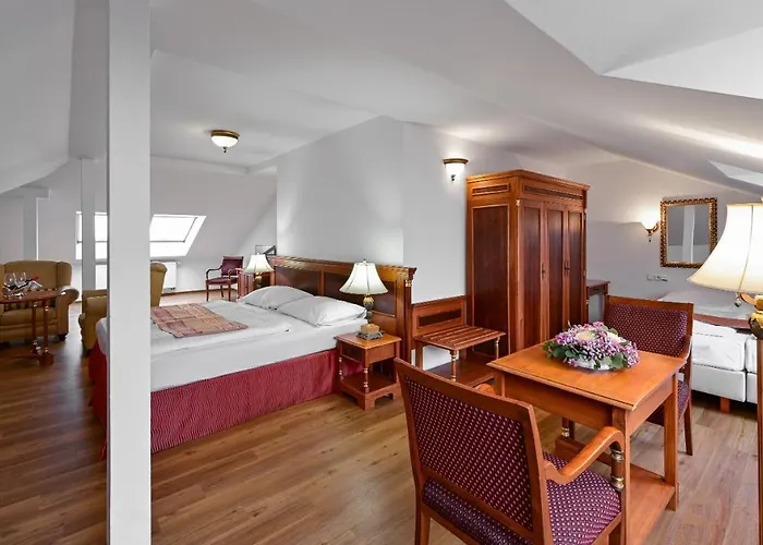 Continental Hotel 4*